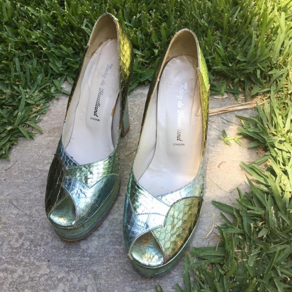 Terry de Havilland pumps